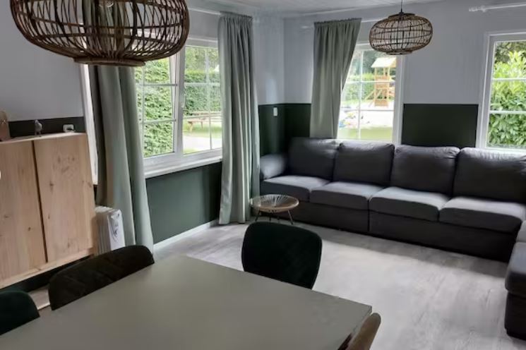 Chalet 7 personen | Christeliijke camping De Beukenhof Tiendeveen