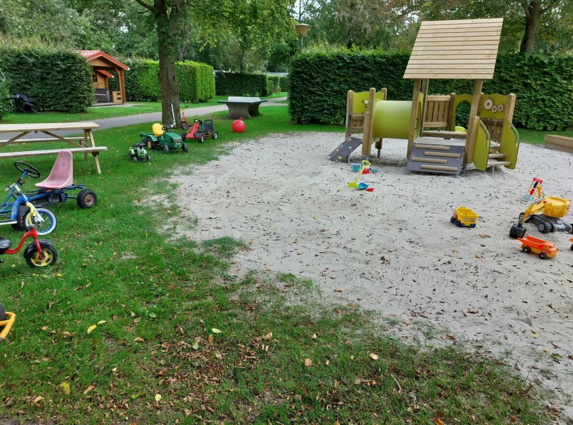 Stacaravan 6 personen christelijke camping De Beukenhof Drenthe