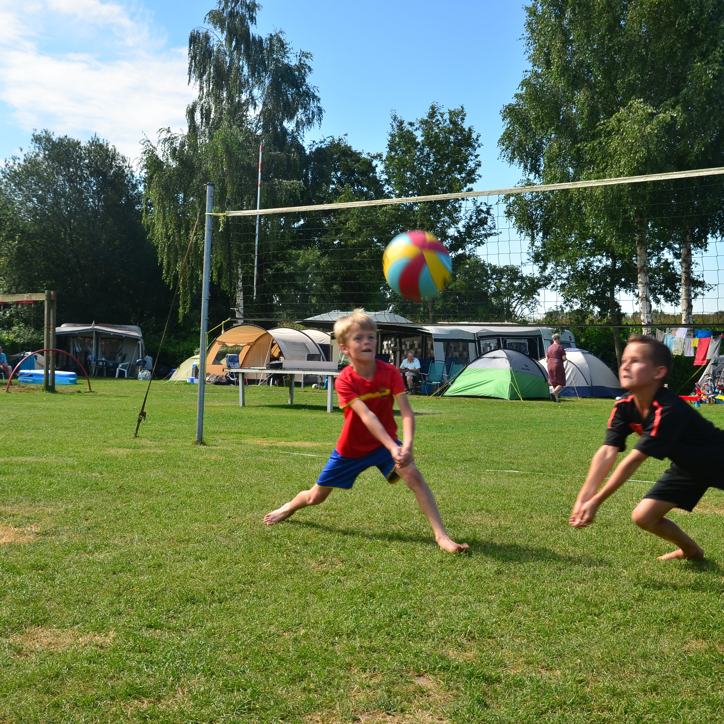 Sfeervolle houten bungalow, sfeervol, erg gezellig en comfortabel in het mooie Overijsselse Vechtdal op christelijke familie camping